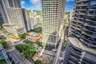 1050 Brickell Ave, Miami, FL 33131 - Photo 3