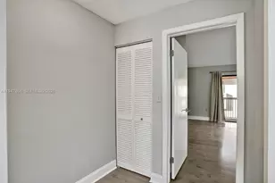 10102 SW 77th Ct, Miami, FL 33156 - Photo 25