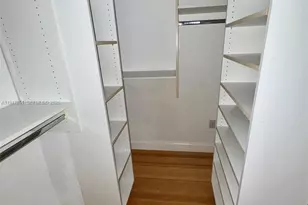 540 Brickell Key Dr, Miami, FL 33131 - Photo 33