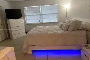 12950 SW 7th Ct, Pembroke Pines, FL 33027 - Photo 7