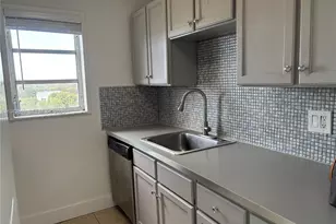 1701 Washington St, Hollywood, FL 33020 - Photo 9