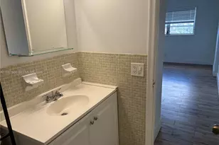 1701 Washington St, Hollywood, FL 33020 - Photo 15