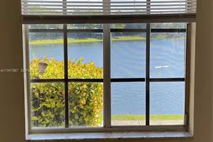 2004 Marsh Harbor Dr, Riviera Beach, FL 33404 - Photo 11