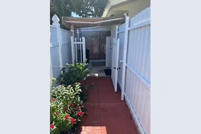 640 E 30th St #0, Hialeah, FL 33013 - Photo 13