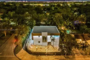 9833 N Miami Ave, Miami Shores, FL 33150 - Photo 1