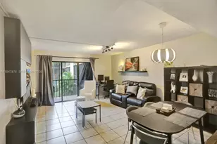 8415 SW 107th Ave, Miami, FL 33173 - Photo 9