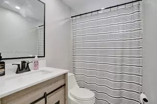 8415 SW 107th Ave, Miami, FL 33173 - Photo 19