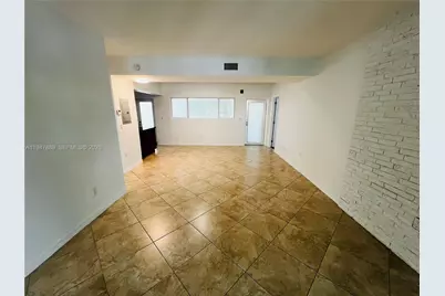 946 Bay Dr #2, Miami Beach, FL 33141 - Photo 11