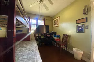 2412 NW 39th Wy, Lauderdale Lakes, FL 33311 - Photo 17