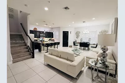 12407 NW 18th Ct, Pembroke Pines, FL 33028 - Photo 13