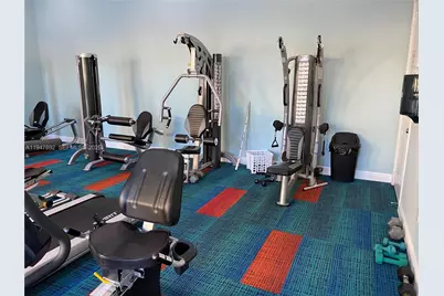 12407 NW 18th Ct, Pembroke Pines, FL 33028 - Photo 31