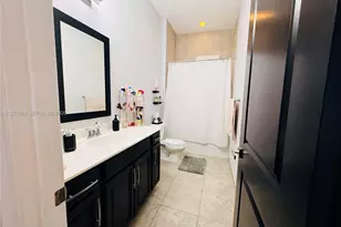 12407 NW 18th Ct, Pembroke Pines, FL 33028 - Photo 23