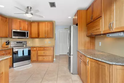 6756 SE Bunker Hill Dr, Hobe Sound, FL 33455 - Photo 9