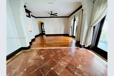 1470 Lincoln Ter #4, Miami Beach, FL 33139 - Photo 11