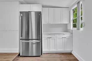 2636 SW 29th Ct, Miami, FL 33133 - Photo 17