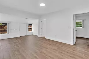 2636 SW 29th Ct, Miami, FL 33133 - Photo 9