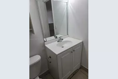 17901 NW 68 Av #Q-201, Miami Lakes, FL 33015 - Photo 13