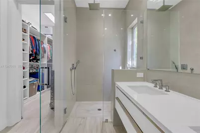 760 NE 115th St, Biscayne Park, FL 33161 - Photo 27