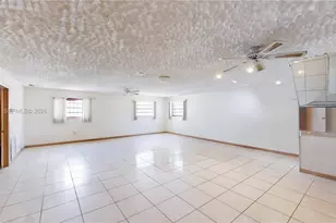 2420 NW 132nd St, Miami, FL 33167 - Photo 27