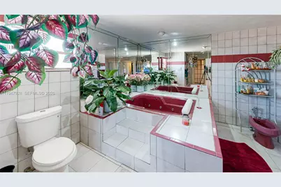 2420 NW 132nd St, Miami, FL 33167 - Photo 51