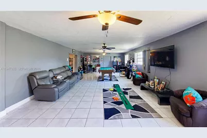2420 NW 132nd St, Miami, FL 33167 - Photo 33