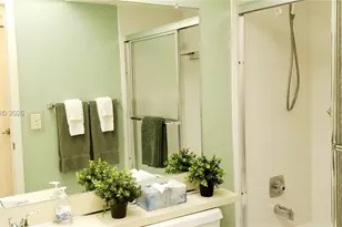 10300 NW 30th Ct, Sunrise, FL 33322 - Photo 15