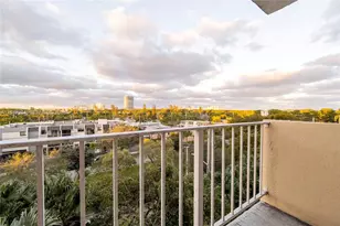 2350 NE 135th St, North Miami, FL 33181 - Photo 23