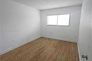 7423 SW 152nd Ave, Miami, FL 33193 - Photo 9