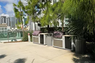 68 SE 6th St, Miami, FL 33131 - Photo 19