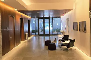 68 SE 6th St, Miami, FL 33131 - Photo 45