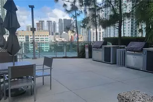 68 SE 6th St, Miami, FL 33131 - Photo 7