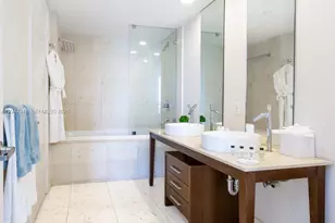 485 Brickell Ave, Miami, FL 33131 - Photo 13