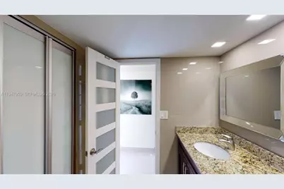 800 Parkview Dr #709, Hallandale Beach, FL 33009 - Photo 11