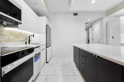 5300 NW 87th Ave #1212, Doral, FL 33178 - Photo 17