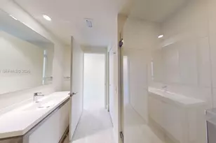 2000 Metropica Wy, Sunrise, FL 33323 - Photo 3
