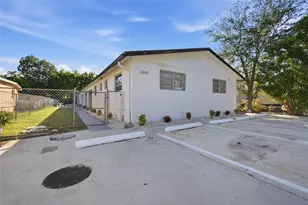 2440 Hayes St, Hollywood, FL 33020 - Photo 43