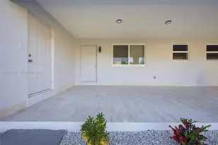 2440 Hayes St, Hollywood, FL 33020 - Photo 3