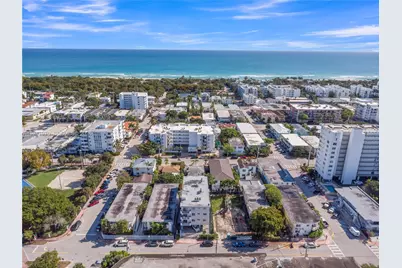 7925 Carlyle Ave #402, Miami Beach, FL 33141 - Photo 19
