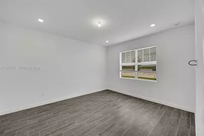 19465 Whispering Creek Rd, Loxahatchee, FL 33470 - Photo 9