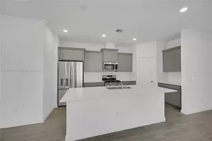 19457 Whispering Creek Rd, Loxahatchee, FL 33470 - Photo 3