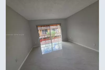 810 SW 129th Pl #206, Miami, FL 33184 - Photo 9