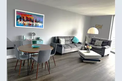 325 S Biscayne Blvd #3718, Miami, FL 33131 - Photo 3