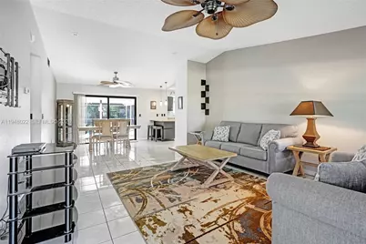 2252 SE Rainier Rd, Port Saint Lucie, FL 34952 - Photo 9