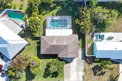 2252 SE Rainier Rd, Port Saint Lucie, FL 34952 - Photo 1