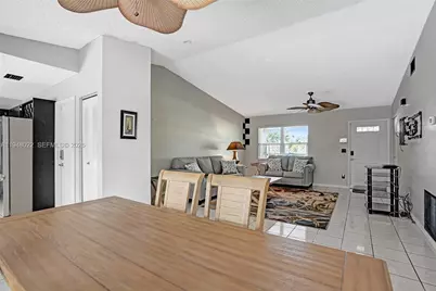 2252 SE Rainier Rd, Port Saint Lucie, FL 34952 - Photo 13