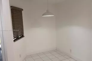 9517 NW 2nd Pl, Coral Springs, FL 33071 - Photo 21