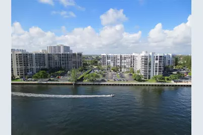 3000 S Ocean Dr #904, Hollywood, FL 33019 - Photo 3