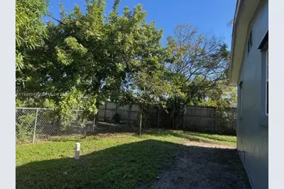 7625 Shalimar St, Miramar, FL 33023 - Photo 29