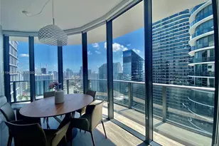 55 SW 9th St, Miami, FL 33130 - Photo 3