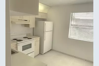 900 Constitution Dr #900I, Homestead, FL 33034 - Photo 5